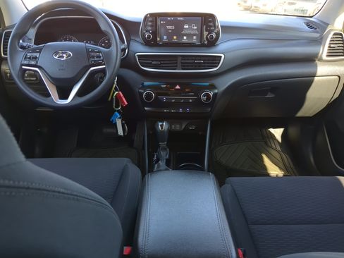 Used 2019 Hyundai Tucson SE image 15