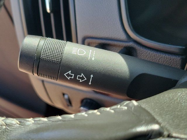 Used 2019 Chevrolet Colorado Z71 AWD/4WD image 13