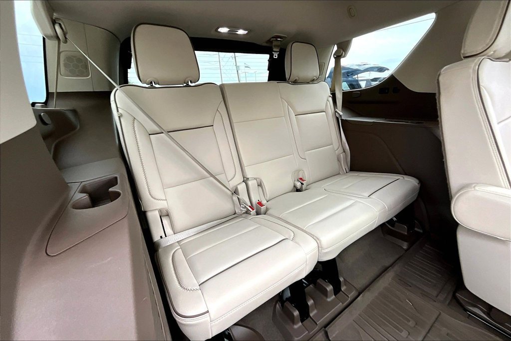Used 2023 GMC Yukon Denali AWD/4WD image 25