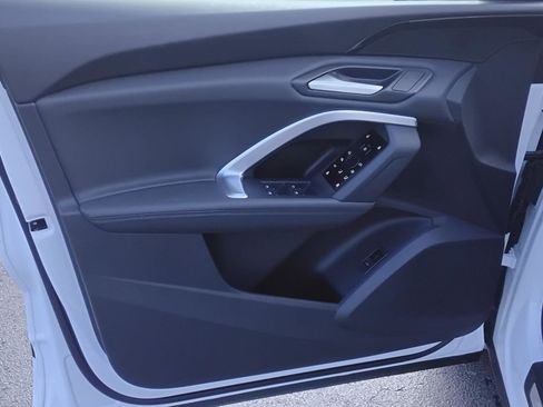 Certified 2025 Audi Q5 Premium w/ Convenience Package image 15