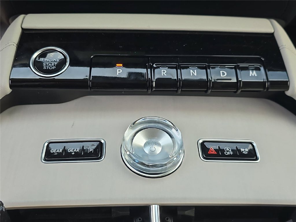 New 2026 Lincoln Navigator Premiere AWD/4WD image 20