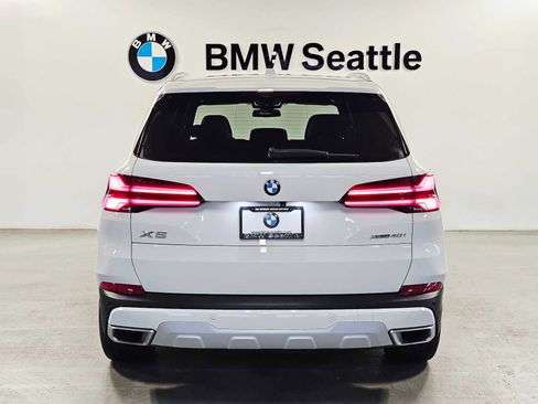 Used 2024 BMW X5 xDrive40i image 5