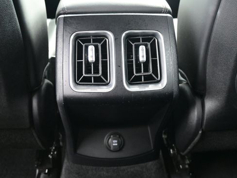 Used 2024 Kia Sorento X-Line EX image 16