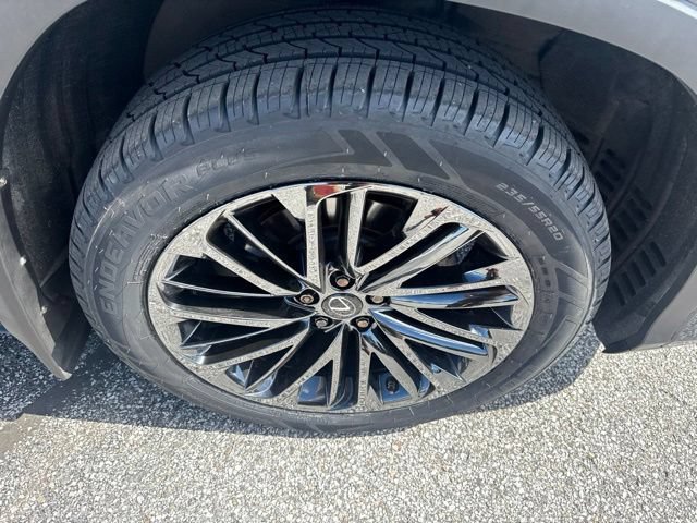 Used 2022 Lexus RX 350L Premium w/ Special Edition AWD/4WD image 9