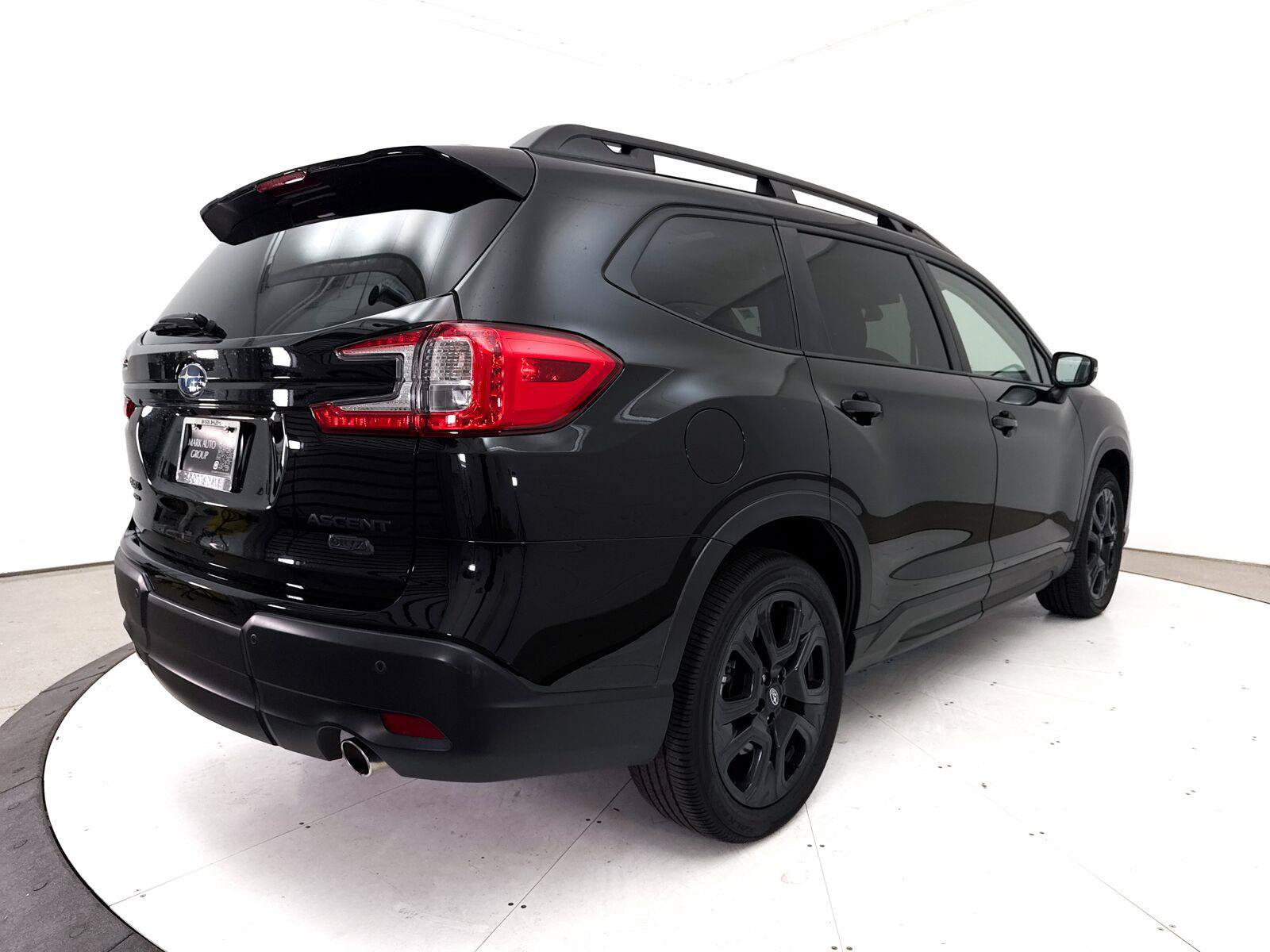 Used 2023 Subaru Ascent Onyx Edition AWD/4WD image 17
