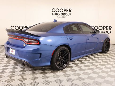 Used 2020 Dodge Charger Scat Pack w/ Dynamics Package RWD image 21