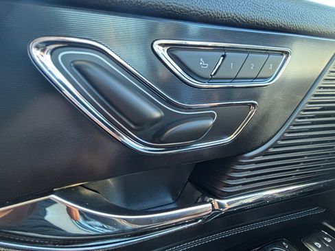 Used 2022 Lincoln Corsair AWD w/ Equipment Group 101A image 25