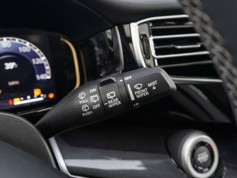 Used 2022 Jeep Wagoneer Series I w/ Convenience Group I image 29