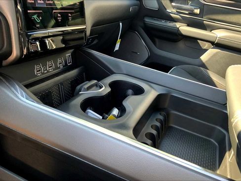 New 2026 RAM 1500 Laramie w/ Night Edition image 7