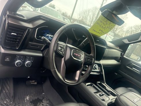 Used 2024 GMC Sierra 2500 AT4 w/ AT4 Preferred Package image 19