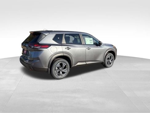 New 2026 Nissan Rogue SV image 4