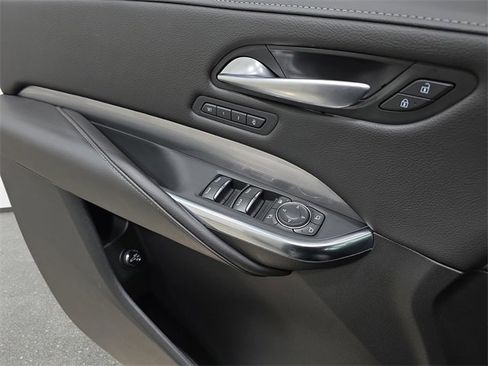 Certified 2025 Cadillac XT4 Premium Luxury image 24