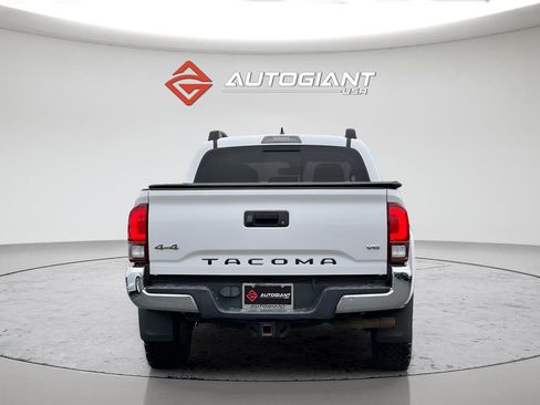 Used 2019 Toyota Tacoma SR5 image 6