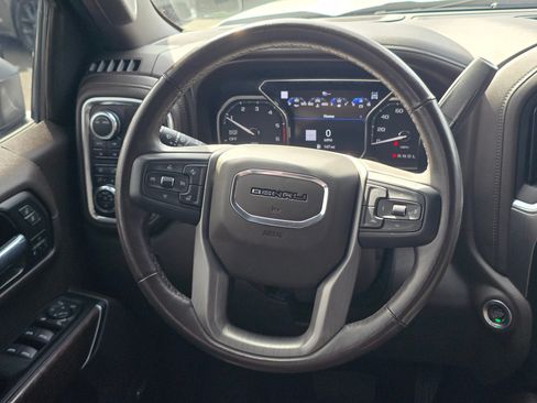 Used 2021 GMC Sierra 1500 Denali w/ Driver Alert Package II AWD/4WD image 19