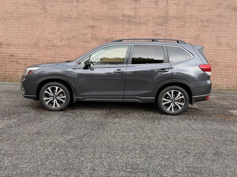Used 2019 Subaru Forester Limited image 2