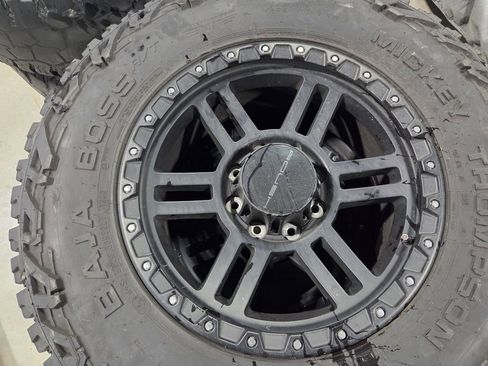 Used 2020 Ford F250 Lariat image 8