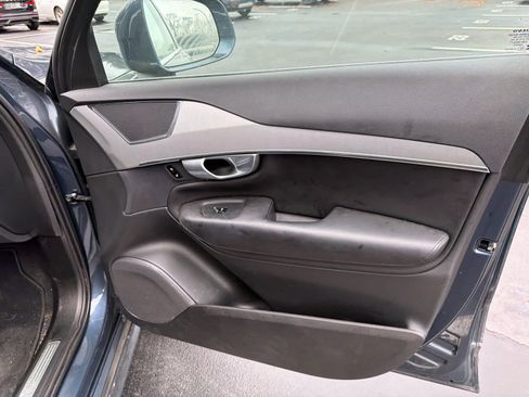 Certified 2024 Volvo XC90 B5 Core w/ Climate Package image 19
