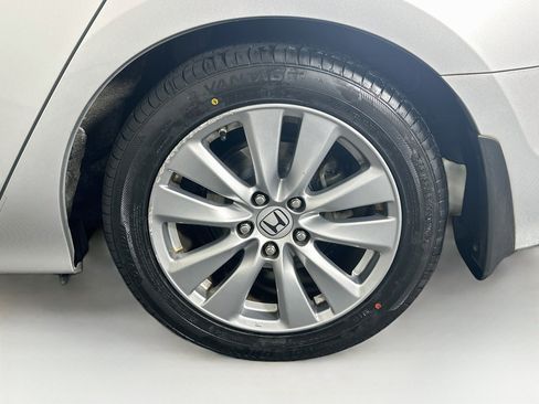Used 2012 Honda Accord EX image 11
