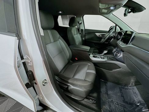 Used 2024 Chevrolet Blazer LT w/ Convenience Package FWD image 36
