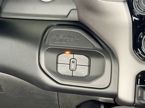 New 2026 RAM 2500 Big Horn AWD/4WD image 14