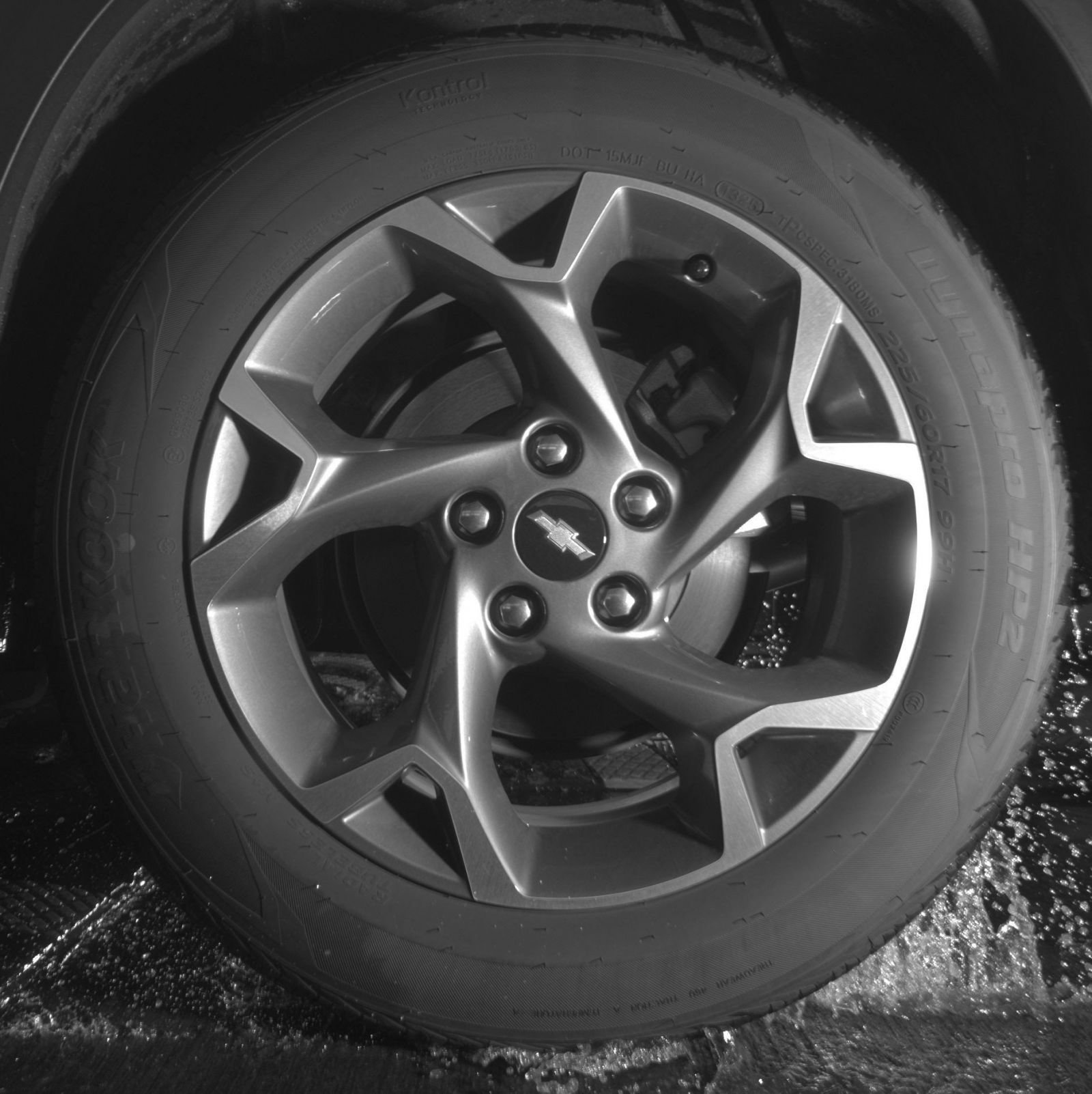 Used 2025 Chevrolet Trax LT FWD image 16