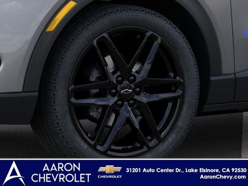 New 2026 Chevrolet Equinox EV LT image 9