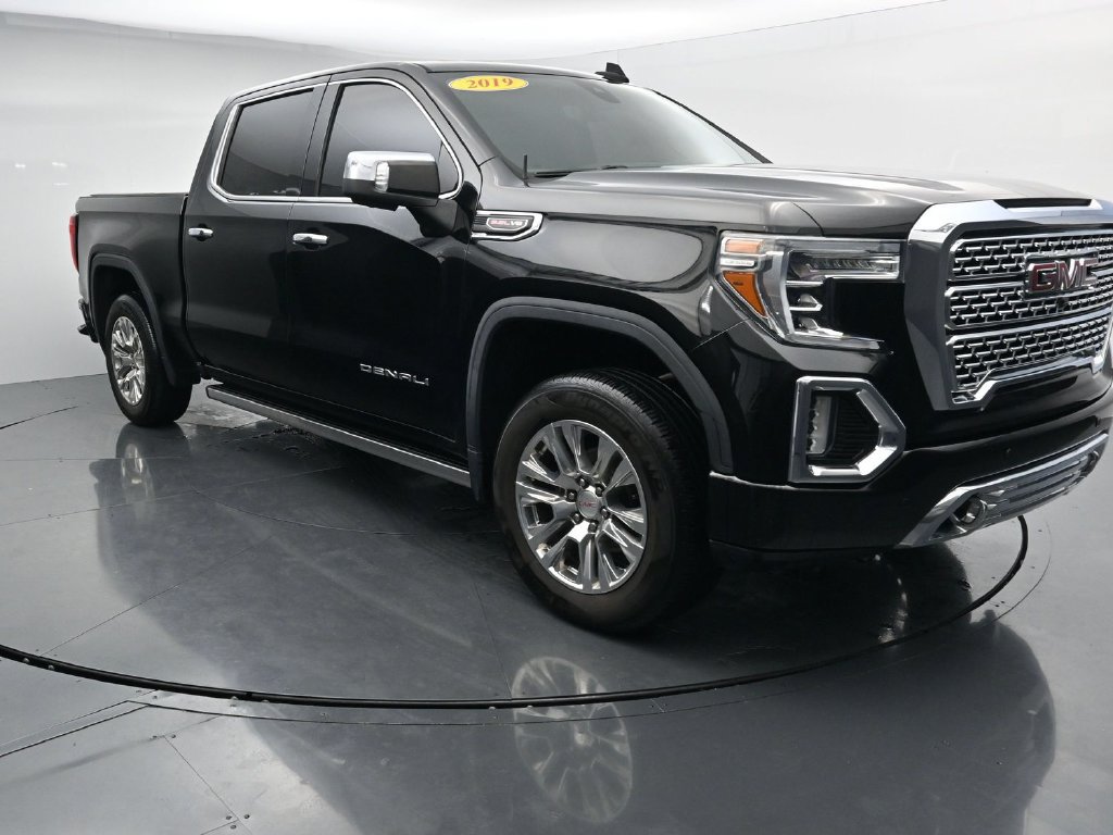 Used 2019 GMC Sierra 1500 Denali w/ Denali Ultimate Package AWD/4WD image 2