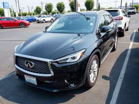 Used 2019 INFINITI QX50 Essential w/ Proactive Package AWD/4WD image 3