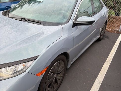 Used 2019 Honda Civic EX image 2