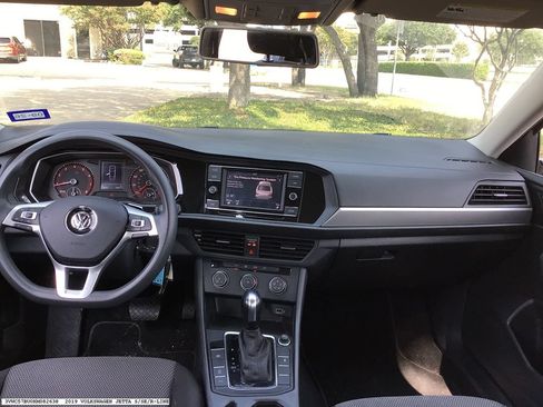 Used 2019 Volkswagen Jetta S w/ Driver Assistance Package FWD image 12