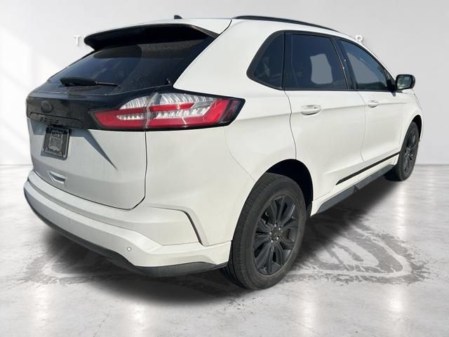 Used 2022 Ford Edge SE w/ Black Appearance Package AWD/4WD image 11