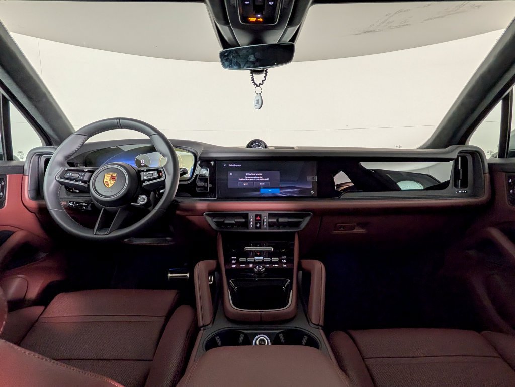 New 2026 Porsche Cayenne GTS AWD/4WD image 20