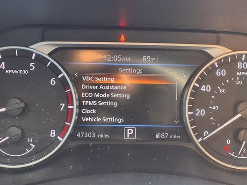 Used 2024 Nissan Sentra SV image 11