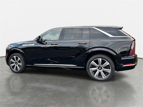 New 2025 Cadillac Escalade IQ Luxury 1 w/ Smart Trailering package image 4