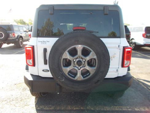 Used 2025 Ford Bronco Big Bend AWD/4WD image 3