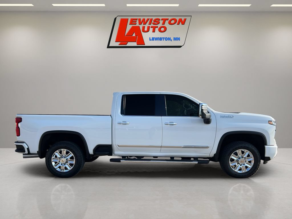 Certified 2024 Chevrolet Silverado 3500 High Country AWD/4WD image 13