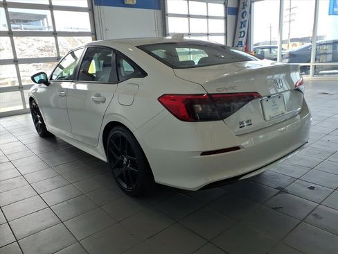 Certified 2024 Honda Civic Sport image 7