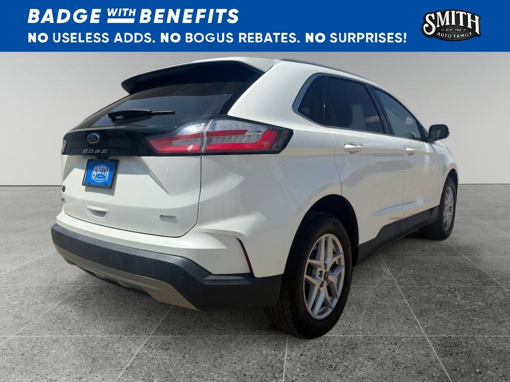 Used 2024 Ford Edge SEL w/ Convenience Package AWD/4WD image 4
