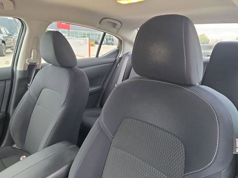 Used 2020 Nissan Sentra S image 9