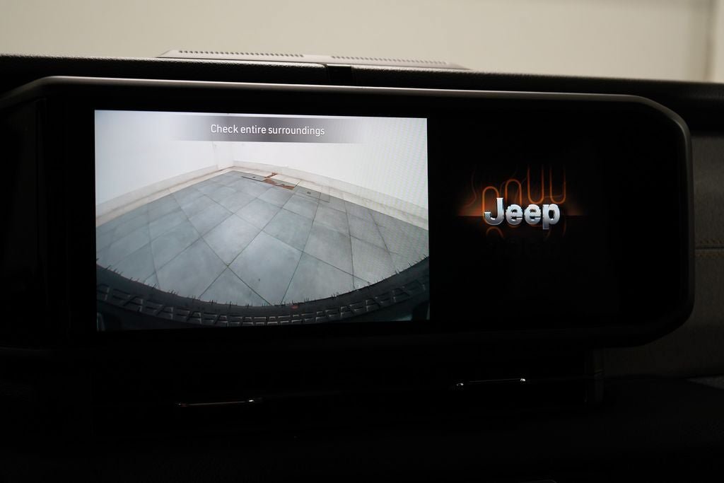 Certified 2025 Jeep Wrangler Sport AWD/4WD image 16