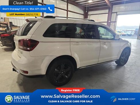 Used 2018 Dodge Journey Crossroad FWD image 4