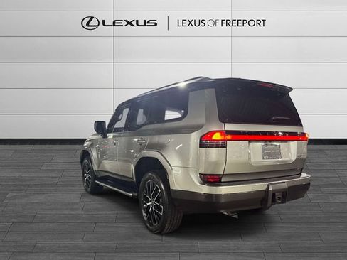 Certified 2025 Lexus GX 550 w/ Accessory Package (2T) AWD/4WD image 6