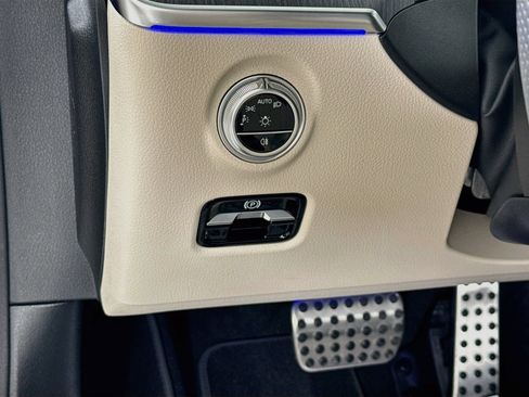 Certified 2024 Mercedes-Benz CLE 450 4MATIC Coupe image 11