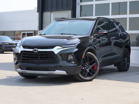 Used 2021 Chevrolet Blazer LT w/ Redline Edition FWD image 3