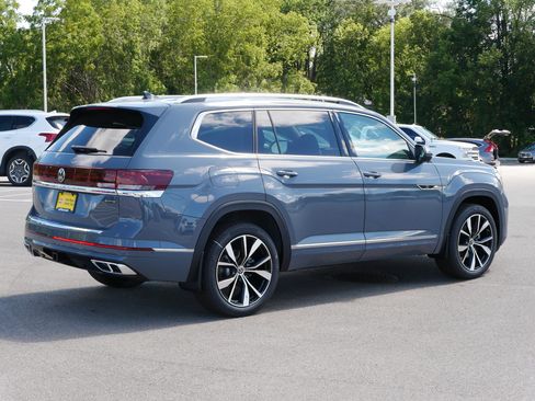New 2025 Volkswagen Atlas SEL Premium R-Line image 2