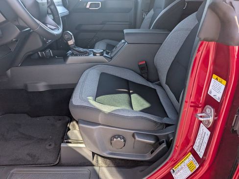 New 2025 Ford Bronco Big Bend image 9