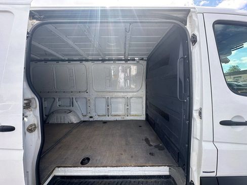 Used 2016 Mercedes-Benz Sprinter 2500 image 14