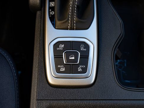 New 2026 Nissan Frontier SV w/ All-Weather Content Package AWD/4WD image 21