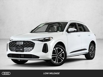 Used 2025 Audi Q5 Premium w/ Convenience Package