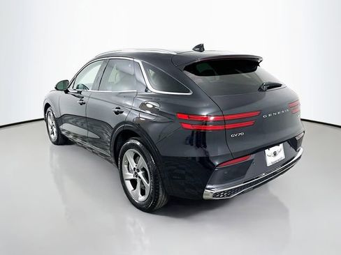 Certified 2026 Genesis GV70 2.5T image 7